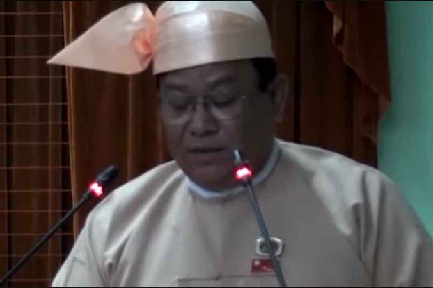 ဧရာဝတီတိုင္း၀န္ႀကီးခ်ဳပ္သစ္ က်မ္းသစၥာက်ိန္ဆို၊ ဆင္းရဲႏြမ္းပါးမႈေလ်ာ့ခ်ေရး လုပ္ေဆာင္မည္