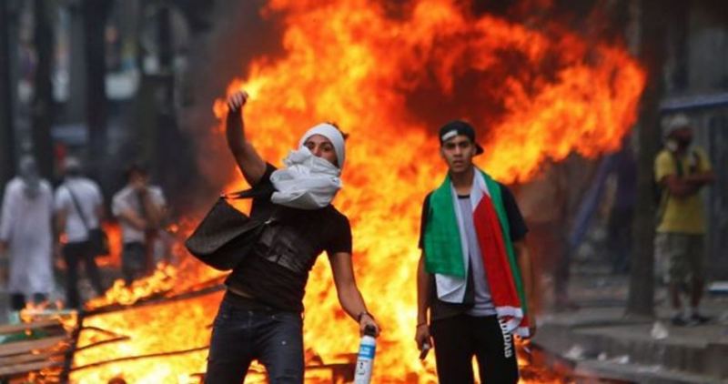 Israeli forces clash with Palestinians in east of Qalqilya, 13 injured