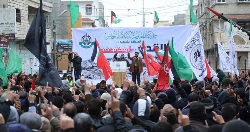 Hamas hold a massive march in support of Al-Quds