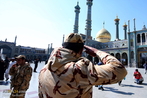 Fotos: Pilger im Schrein von Hadrat Fatima in Qom