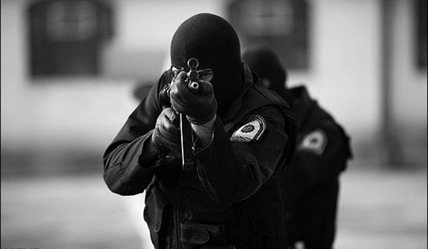 21 Miembros Takfiríes de Célula de DAESH Destruidas en el Oeste de Irán 