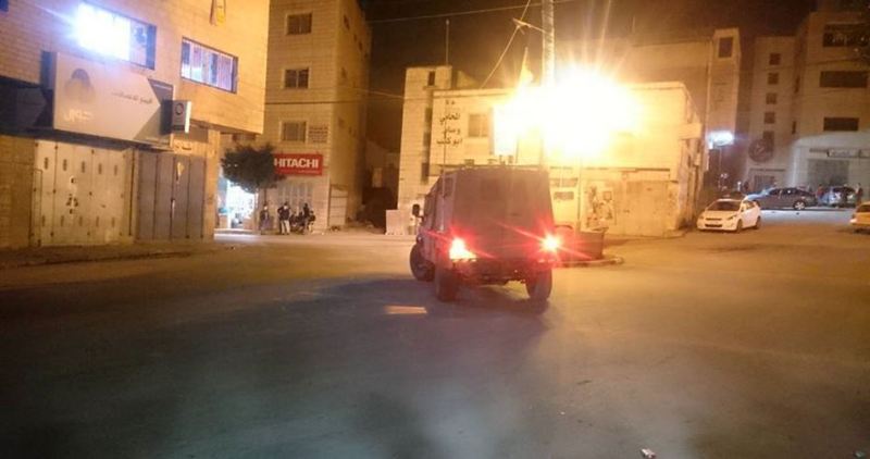 Israeli occupied soldiers storm mosque in al-Khalil