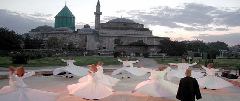 İranlı sanatçılar Konya'daki Mevlana etkinliklerine katılıyor / Foto