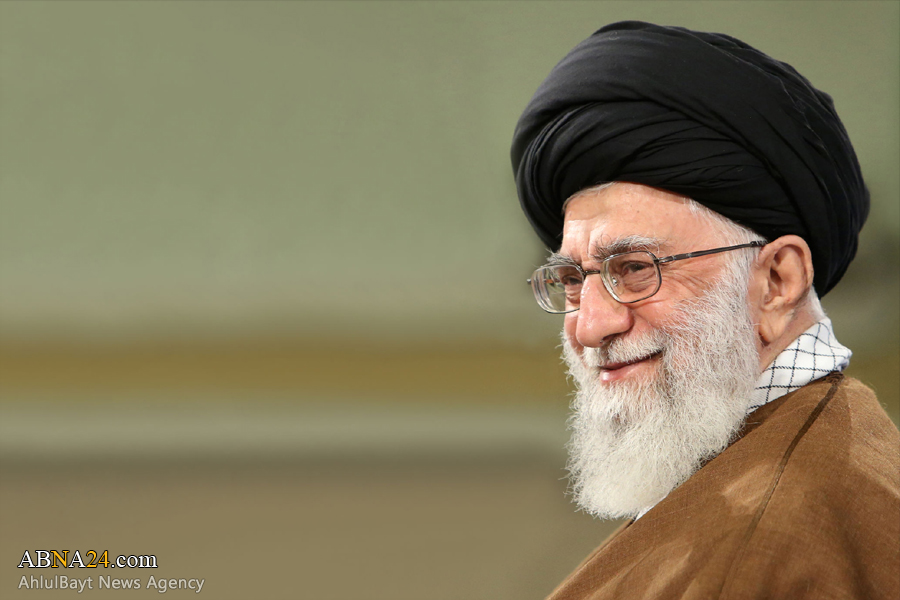 Aiatolá Khamenei : Estudantes muçulmanos devem estar preparados para a atual evolução no mundo.