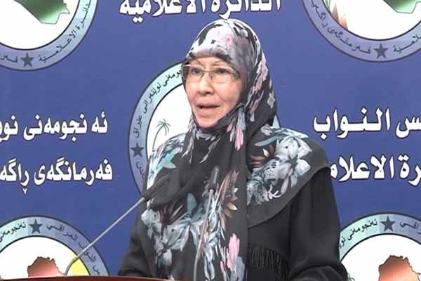 عراق میں امریکی سفارتخانہ مشکلات کا اصلی سبب: محترمہ فردوس العوادی