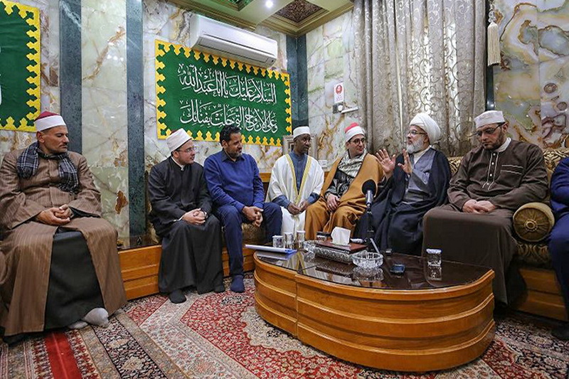 Egypt's Al-Azhar scholars meet with custodian of Imam Hussein Holy Shrine