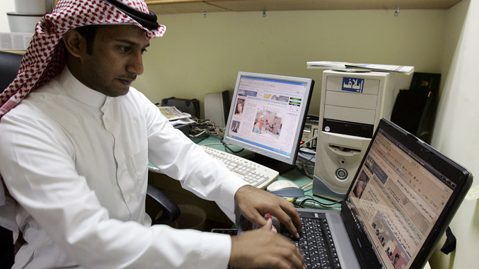 Saudi using army of online trolls to spew hatred, sectarianism against Iran