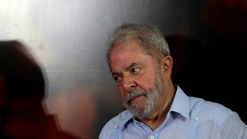 Advogados tentam impedir prisão de Lula da Siva após análise de recurso