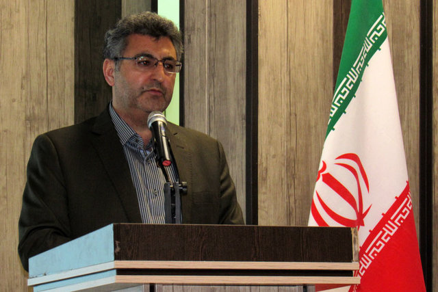 A shrouded man attacked Presidential office in Tehran 