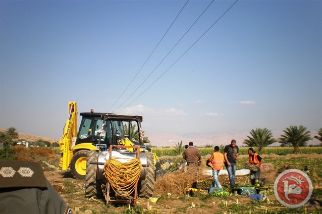 Israeli bulldozers destroyed Palestinian water pipeline in Jordan Valley