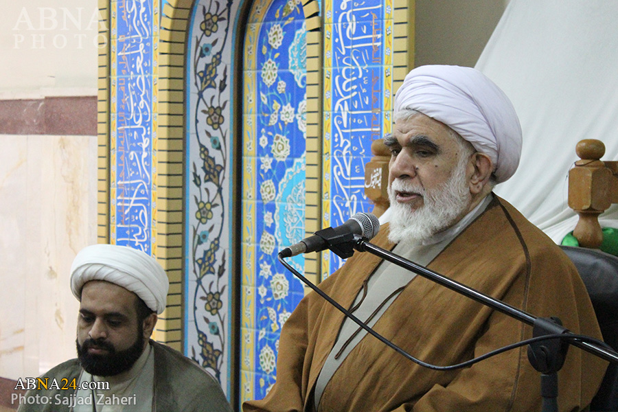 تقرير مصور/ الأمين العام للمجمع العالمي لأهل البيت (ع) يلقي كلمة في مدرسة "الامام الخميني" بالنجف الأشرف-1