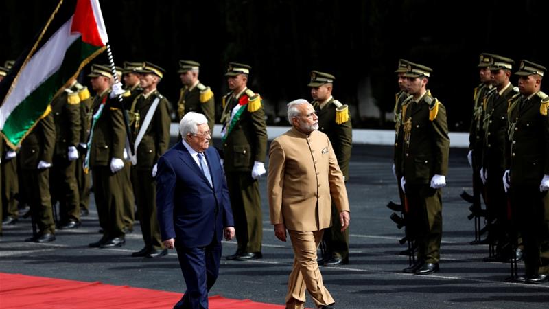 Indian PM visits Ramallah, backs independent Palestine state
