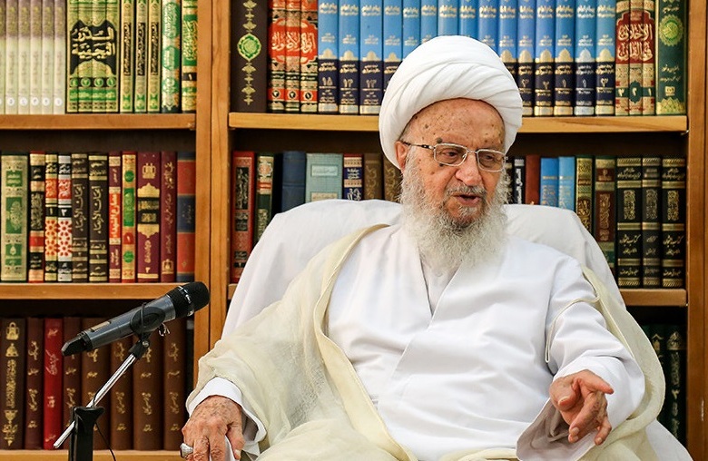 Ayat. Makarem Shirazi: Friday prayers should make people move towards solving social problems 