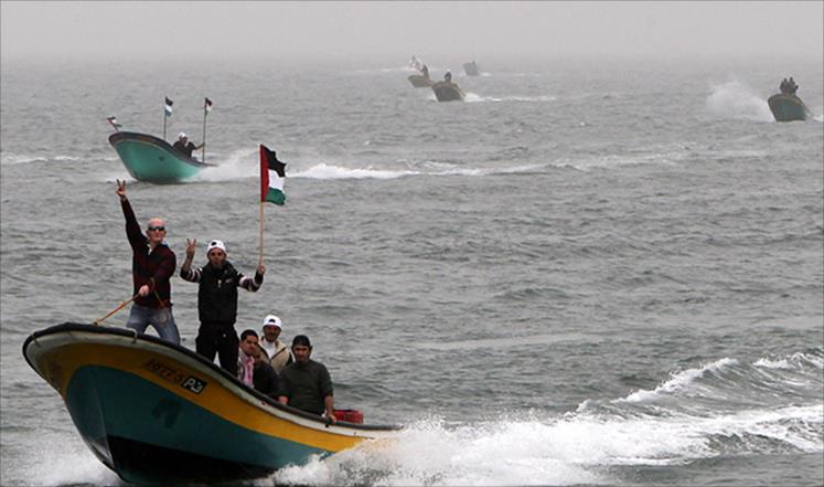 الاحتلال يعتقل صيادَين فلسطينيَين من بحر غزة