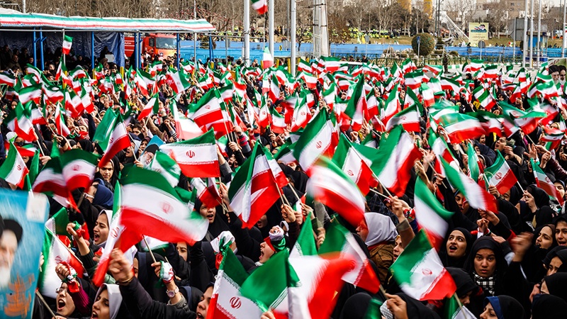 تصویری رپورٹ: ایران کے مختلف صوبوں میں 22 بہمن کی مناسبت سے عظیم الشان ریلیوں کا اہتمام