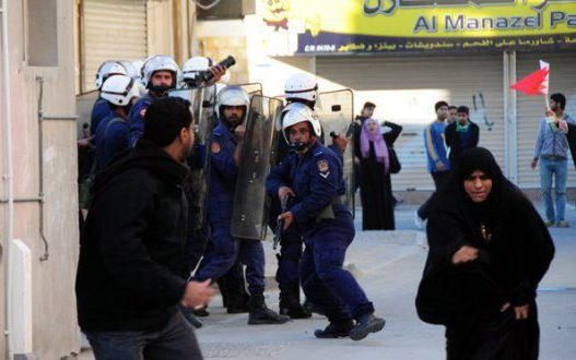 في الذكرى السابعة لانطلاق ثورة "14 فبراير" قوات الأمن البحرينية تقمع متظاهرين + (صور)