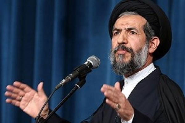 テヘラン金曜礼拝、「革命記念日のメッセージは、イラン国民に対する神のご慈悲の継続だった」