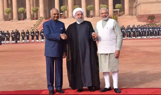 मोदी और राष्ट्रपति कोविंद ने किया ईरानी राष्ट्रपति रूहानी का आधिकारिक स्वागत।