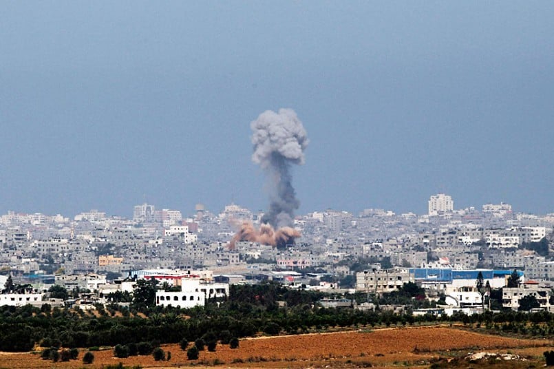 Jet Israel Bedil Penduduk Palestin