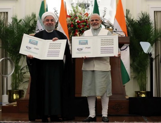ايران والهند توقعان 15 وثيقة تعاون مشتركة