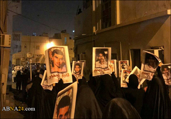 تظاهرات واحتجاجات غاضبة في البحرين تدعو إلى الثأر من قتلة شهداء أربعة من بلدة كرباباد