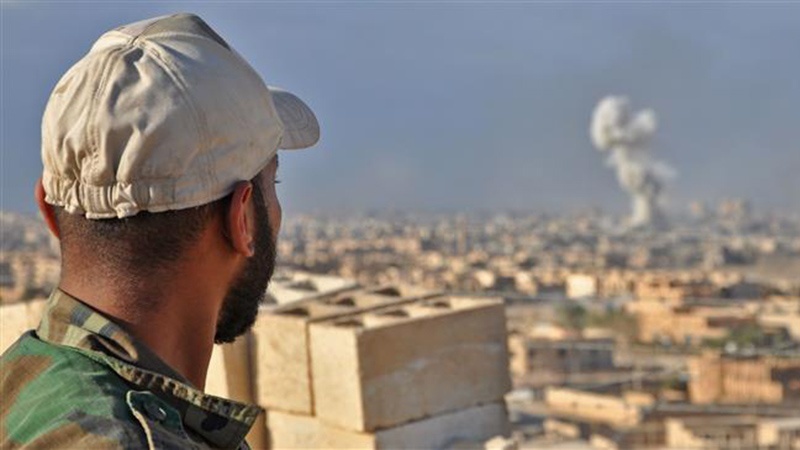 Síria envia forças a Afrin no meio do assédio turco
