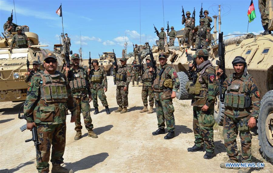مقتل 18 جنديا أفغانيا في هجوم لطالبان الارهابية وانتحاري يفجر نفسه بكابول