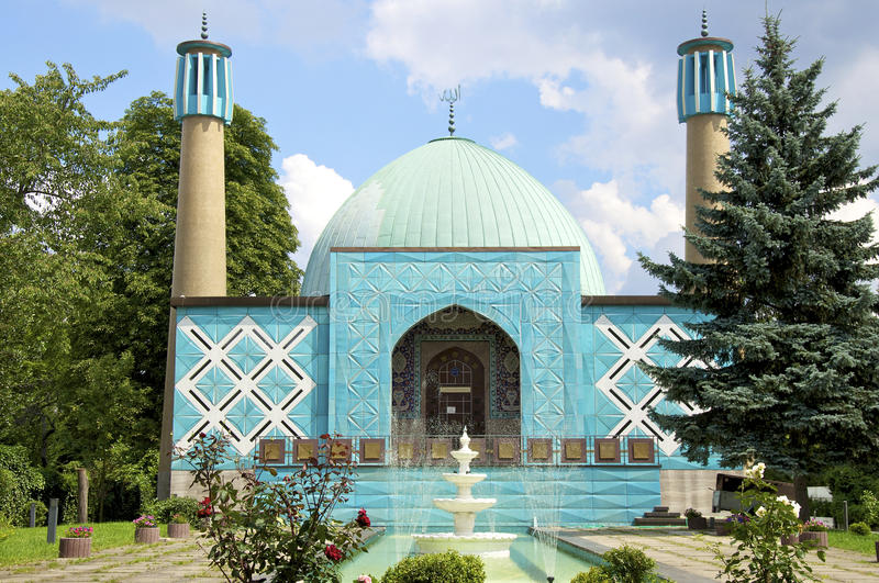 Workshop on teaching Quran recitation underway in Hamburg