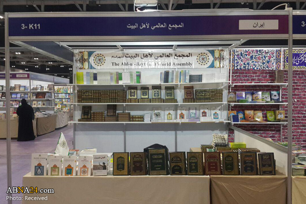 تقرير مصور/ الجناح الخاص للمجمع العالمي لأهل البيت (ع) في معرض الكتاب الدولي بمسقط