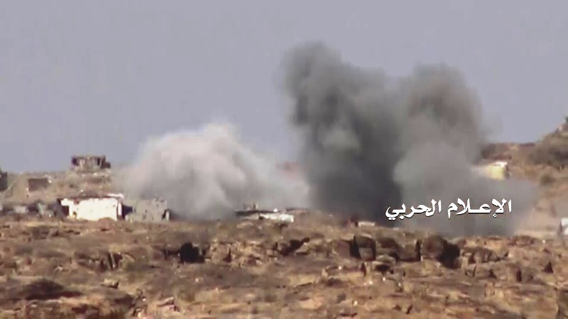 Houthi Ansarullah movement in Yemen strike Saudi military base / Video