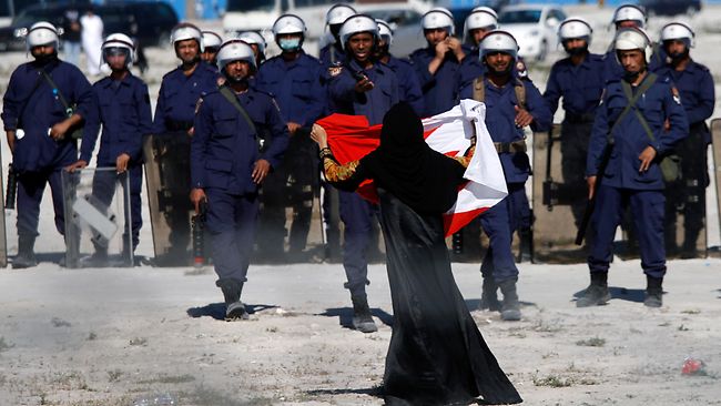 Three sisters of Bahraini martyr appear for interrogation in Criminal Investigation Department