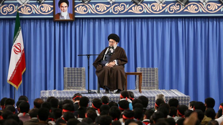 Leader dénonce la pleine aide occidentale à l'ancien Saddam