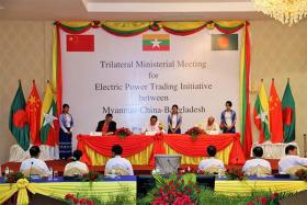 ျမန္္မာ-တ႐ုတ္-ဘဂၤလားေဒ့ရွ္ သံုးႏုိင္ငံၾကား လွ်ပ္စစ္ဓာတ္အား အျပန္အလွန္ဝယ္ယူေရးဆုိင္ရာ နားလည္မႈစာခြၽန္လႊာ လက္မွတ္ေရးထိုး 