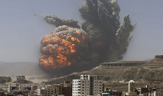 نحو 60 غارة لطيران العدوان السعودي على عدة محافظات يمنية و "عسير وجيزان"