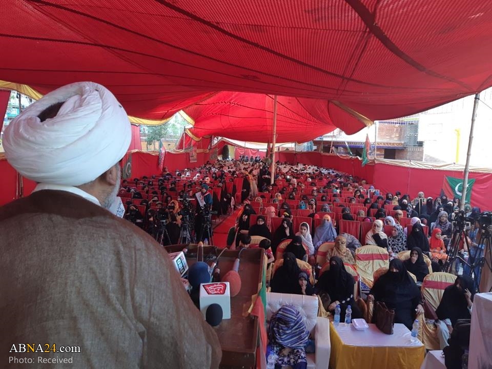 Senior Pakistani Shia scholar "Allama Jafri" attends Sayyida Al-Zahra conference in Sukkur