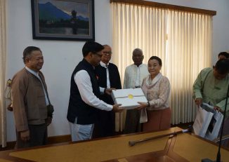 ကရင္ျပည္နယ္ဖြံ႔ၿဖိဳးေရးလုပ္ငန္းမ်ား ကူညီေပးေရး အိႏၵိယသံအမတ္ႀကီးႏွင့္ ၀န္ႀကီးခ်ဳပ္ ေဆြးေႏြး