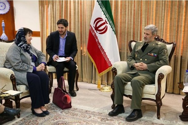 Iran’s DM urges Netherlands to prevent Saudis from killing Yemenis