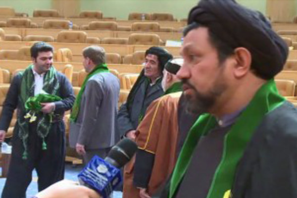 "Descendants of Prophet Mohammad" congregation uniting Shia-Sunni Muslims