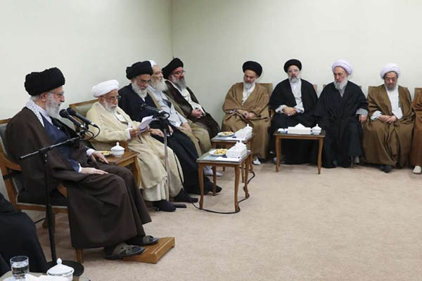 イラン最高指導者、「信仰心と敬虔さは、米とシオニズムに対するイラン国民の抵抗の原動力」