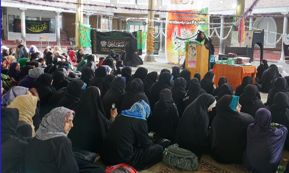 شعبہ خواتین انجمن شرعی کے اہتمام سے بڈگام میں یوم خواتین کا انعقاد