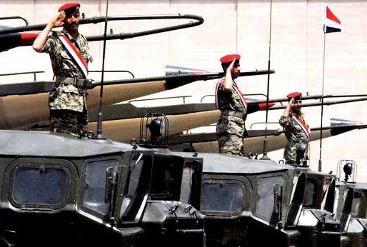 ازاحة الستار عن منظومة الصواريخ الباليستية اليمنية الجديدة (بدر)