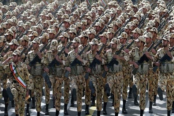 ईरान, सऊदी अरब से ज़्यादा शक्तिशालीः फ़ोबर्स