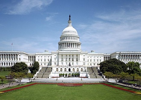 واشنطن تطرد 48 دبلوماسيا روسيا و12 موظفا من البعثة الروسية لدى الأمم المتحدة
