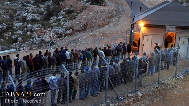 Zionist regime arrests over 450 Palestinian workers before Jewish holidays