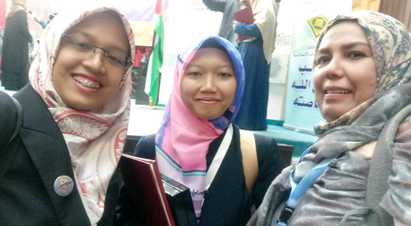 Hafizoh Asal Sumedang Juara II MHQ Internasional