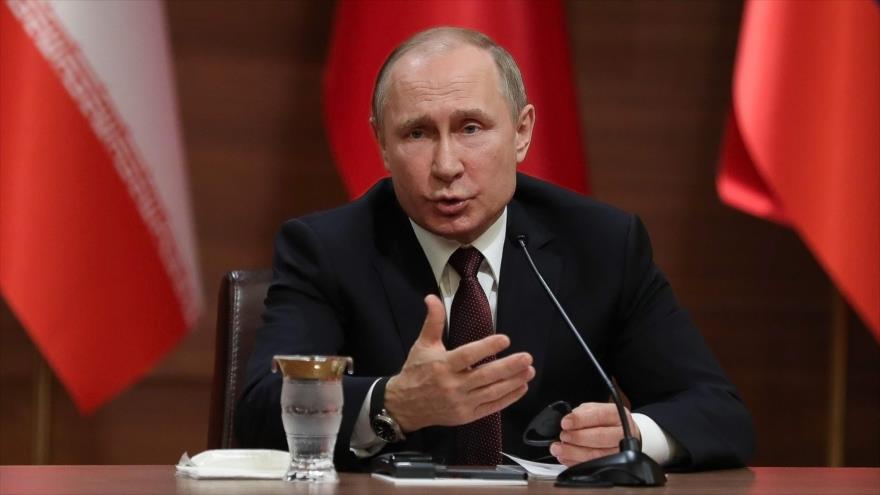 Poutine met en garde contre une nouvelle attaque chimique terroriste en Syrie