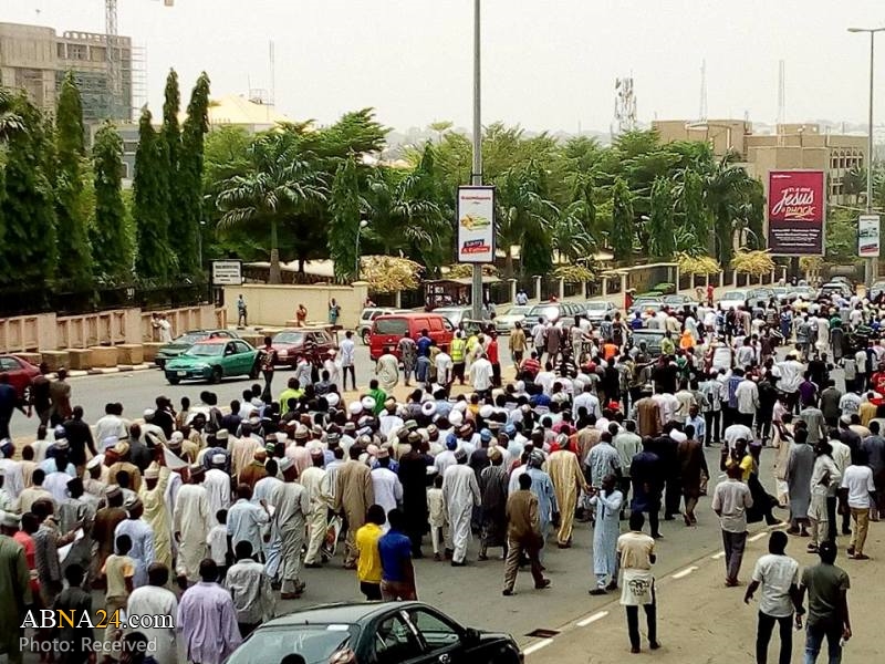 Fotos: Christliche Geistliche nehmen am 4. April in Abuja an massiven "Free Zakzaky" Protesten teil