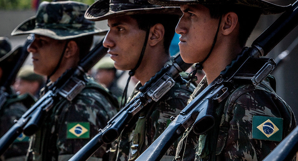 Ministro da Defesa nega golpe e uso da força pelo Exército antes do julgamento de Lula