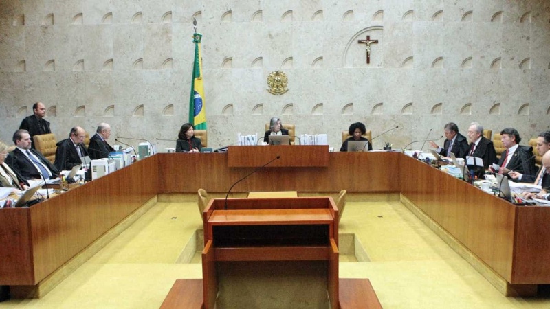 Começa julgamento que decidirá sobre prisão de Lula