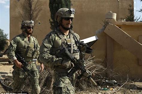 Ang US ay mananatili sa Syria 